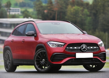 2021 Mercedes-Benz GLA-Class mercedes gla 5